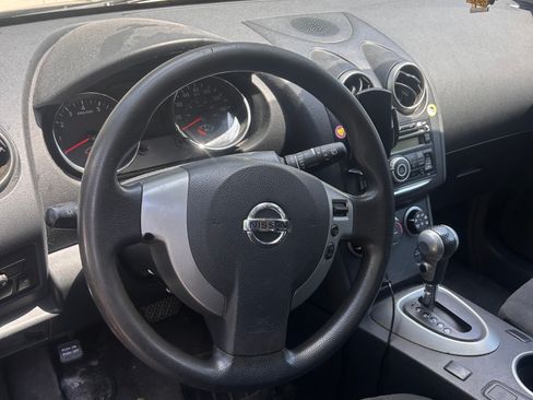 Used 2013 Nissan Rogue S FWD image 6