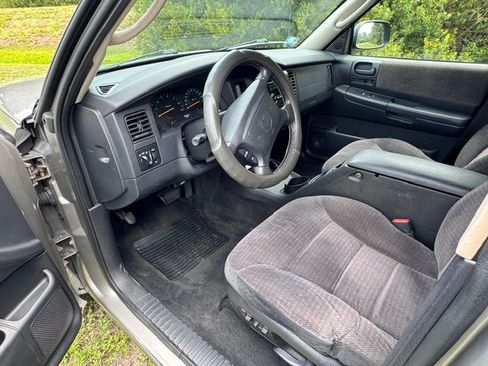 Used 2001 Dodge Durango 4WD image 11