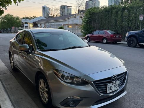 Used 2015 MAZDA MAZDA3 i Touring FWD image 4