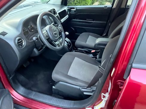 Used 2016 Jeep Compass Sport w/ Power Value Group image 4