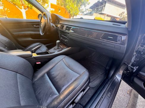 Used 2006 BMW 325i 325i Sedan 4D image 6