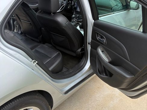 Used 2016 Chevrolet Malibu LTZ FWD image 13