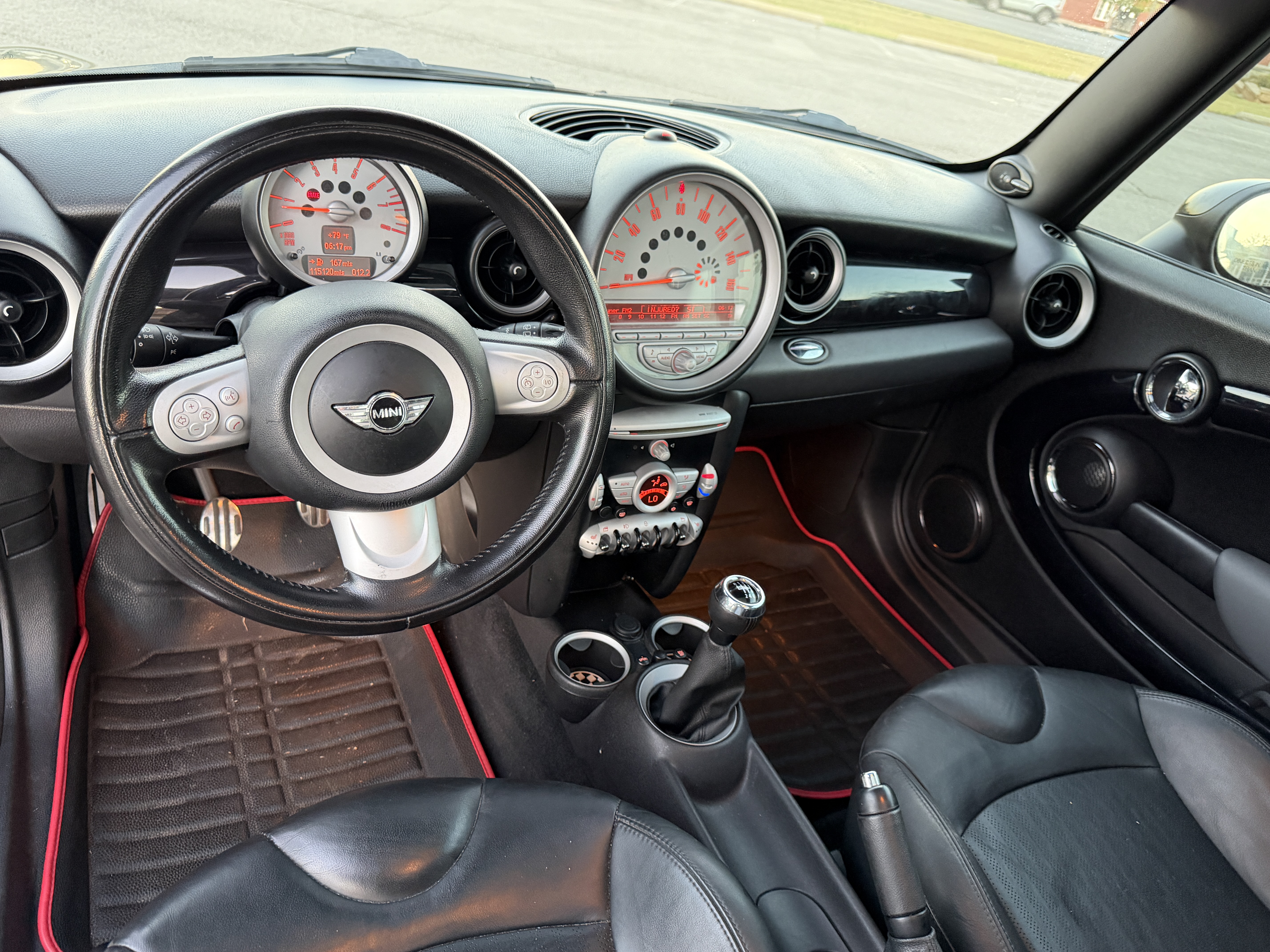 Used 2010 MINI Cooper S FWD image 4