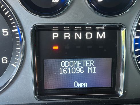 Used 2008 Cadillac Escalade AWD image 9