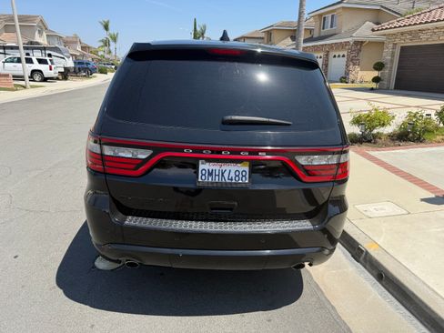 Used 2019 Dodge Durango SXT image 5