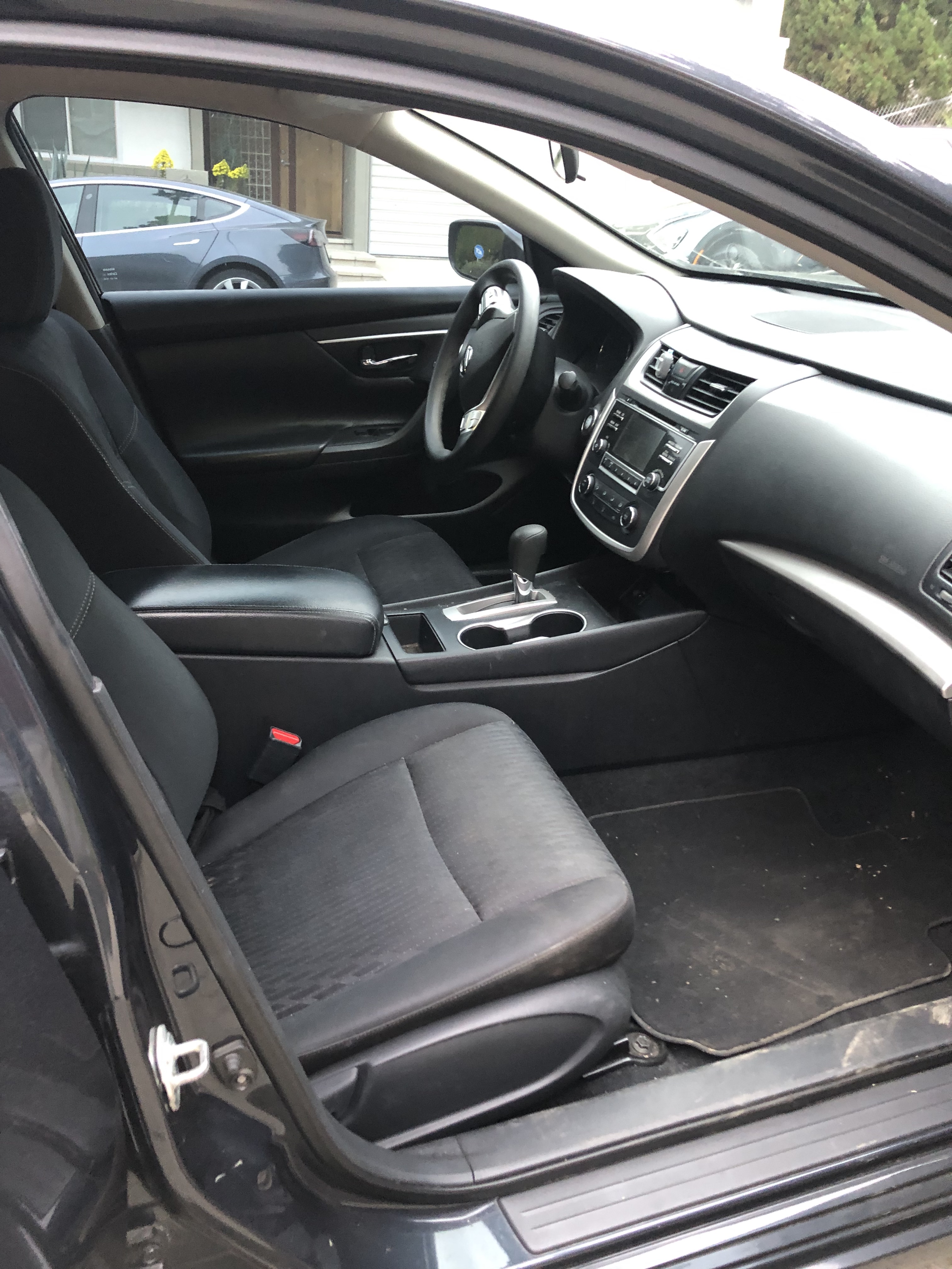 Used 2017 Nissan Altima 2.5 S w/ Power Driver Seat Package FWD image 9