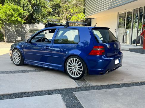 Used 2004 Volkswagen R32 AWD/4WD image 13