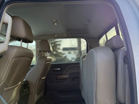 Used 2014 GMC Sierra 1500 SLT w/ SLT Crew Cab Value Package image 18