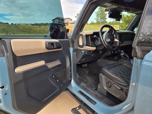 Used 2021 Ford Bronco Wildtrak image 31