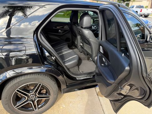 Used 2020 Mercedes-Benz GLE 350 4MATIC image 11
