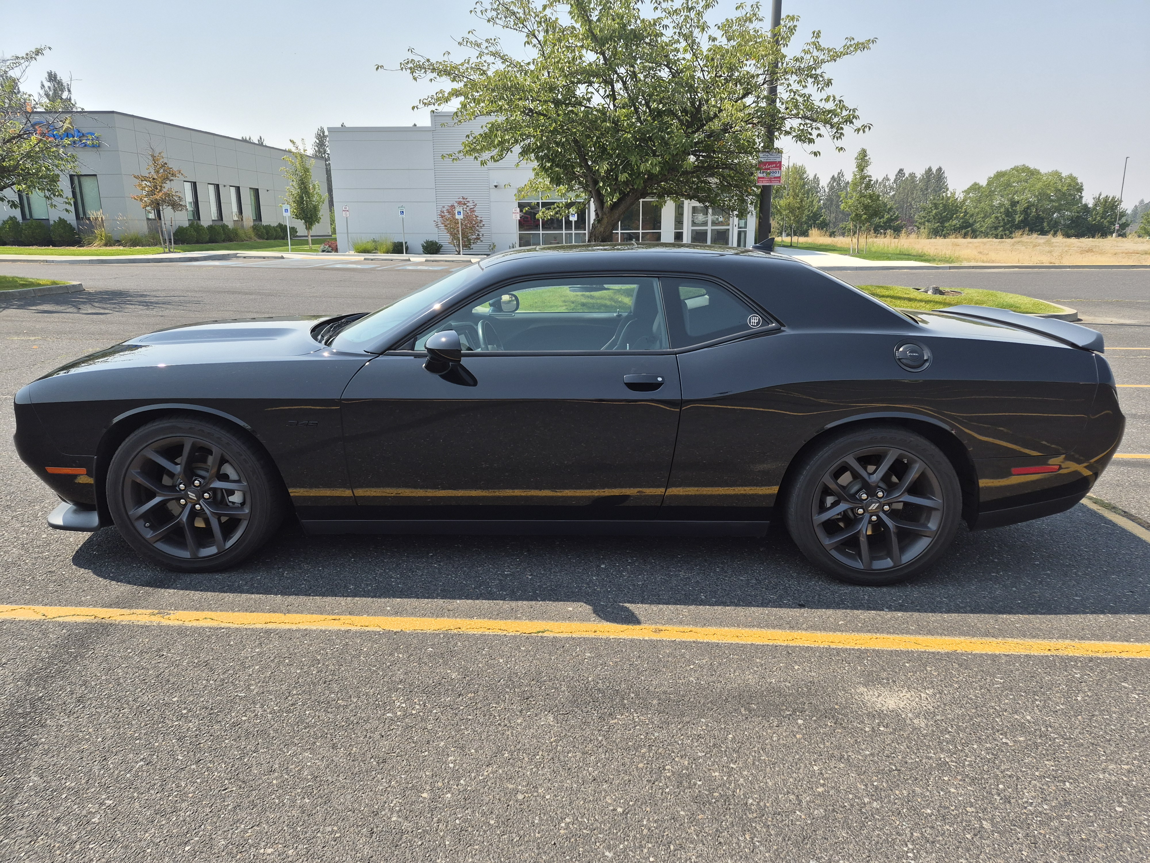 Used 2023 Dodge Challenger R/T w/ Plus Package RWD image 10