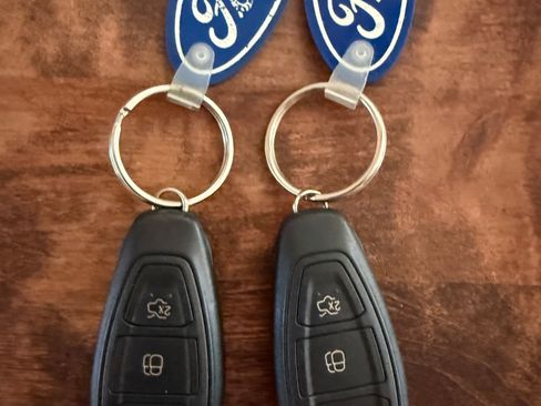 Used 2018 Ford Focus ST w/ Equipment Group 401A FWD image 21