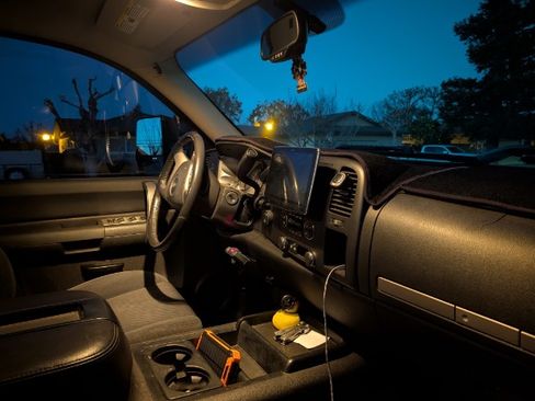 Used 2007 Chevrolet Silverado 1500 LT w/ 2LT Audio Package AWD/4WD image 4