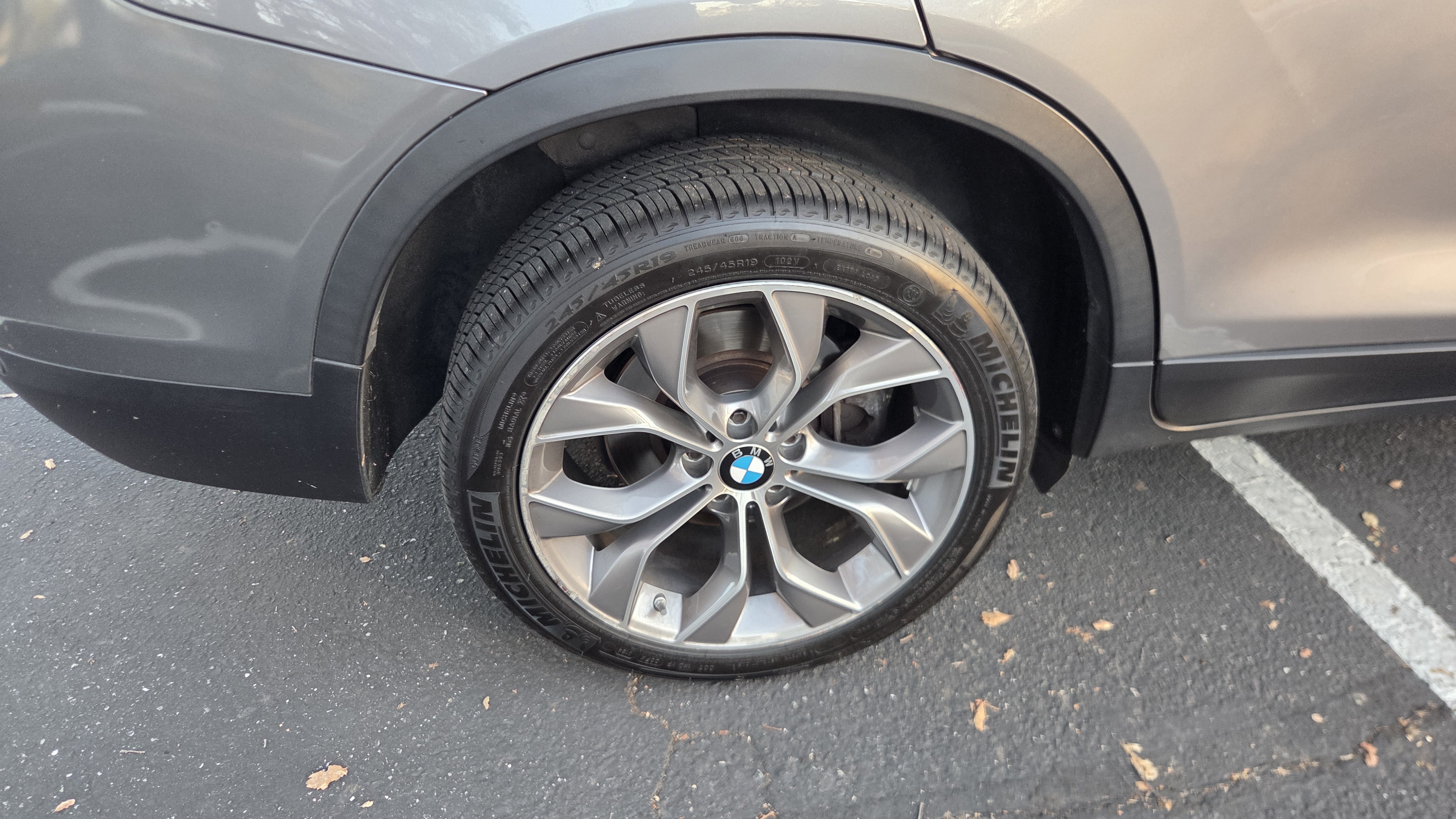 Used 2016 BMW X3 xDrive28i AWD/4WD image 6
