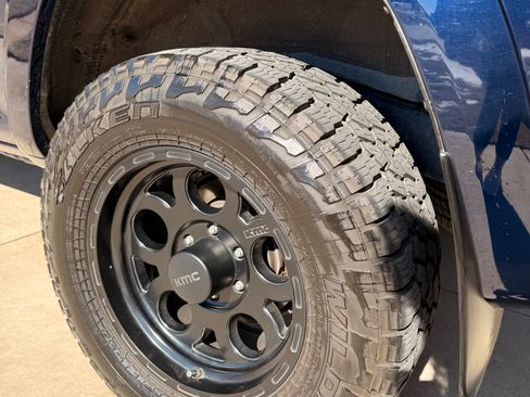 Used 2020 Toyota 4Runner SR5 Premium w/ Moonroof Package image 24