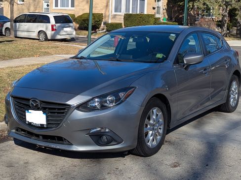 Used 2015 MAZDA MAZDA3 i Touring image 2