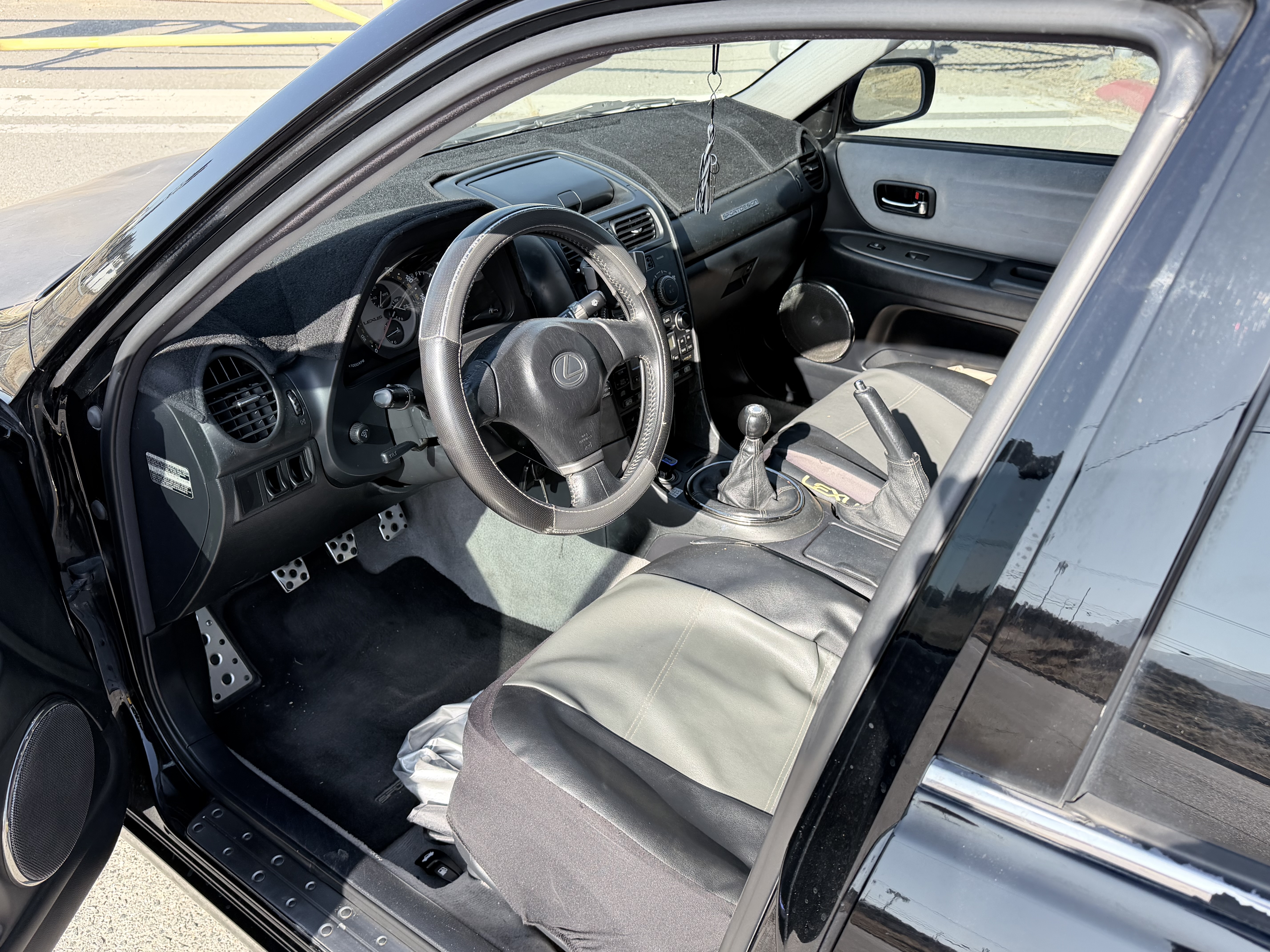 Used 2003 Lexus IS 300 RWD image 11