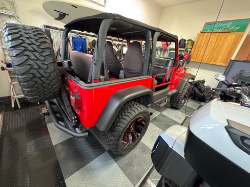 Used 1997 Jeep Wrangler Sport AWD/4WD image 10