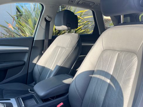 Used 2018 Audi Q5 2.0T Premium Plus w/ Premium Plus Package image 15