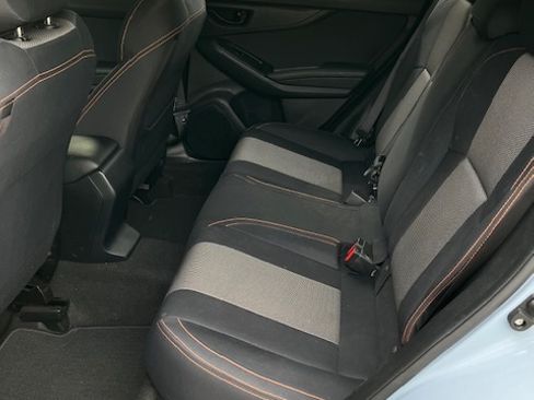 Used 2018 Subaru Crosstrek 2.0i Premium w/ Moonroof Package image 12