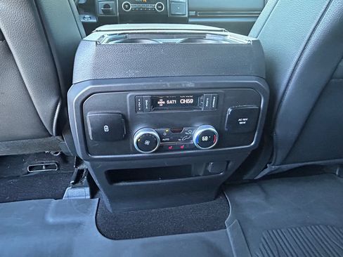 Used 2021 Ford Expedition Limited image 16