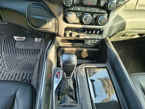 Used 2022 RAM 1500 Laramie image 12