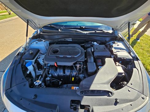 Used 2020 Kia Optima LX image 5