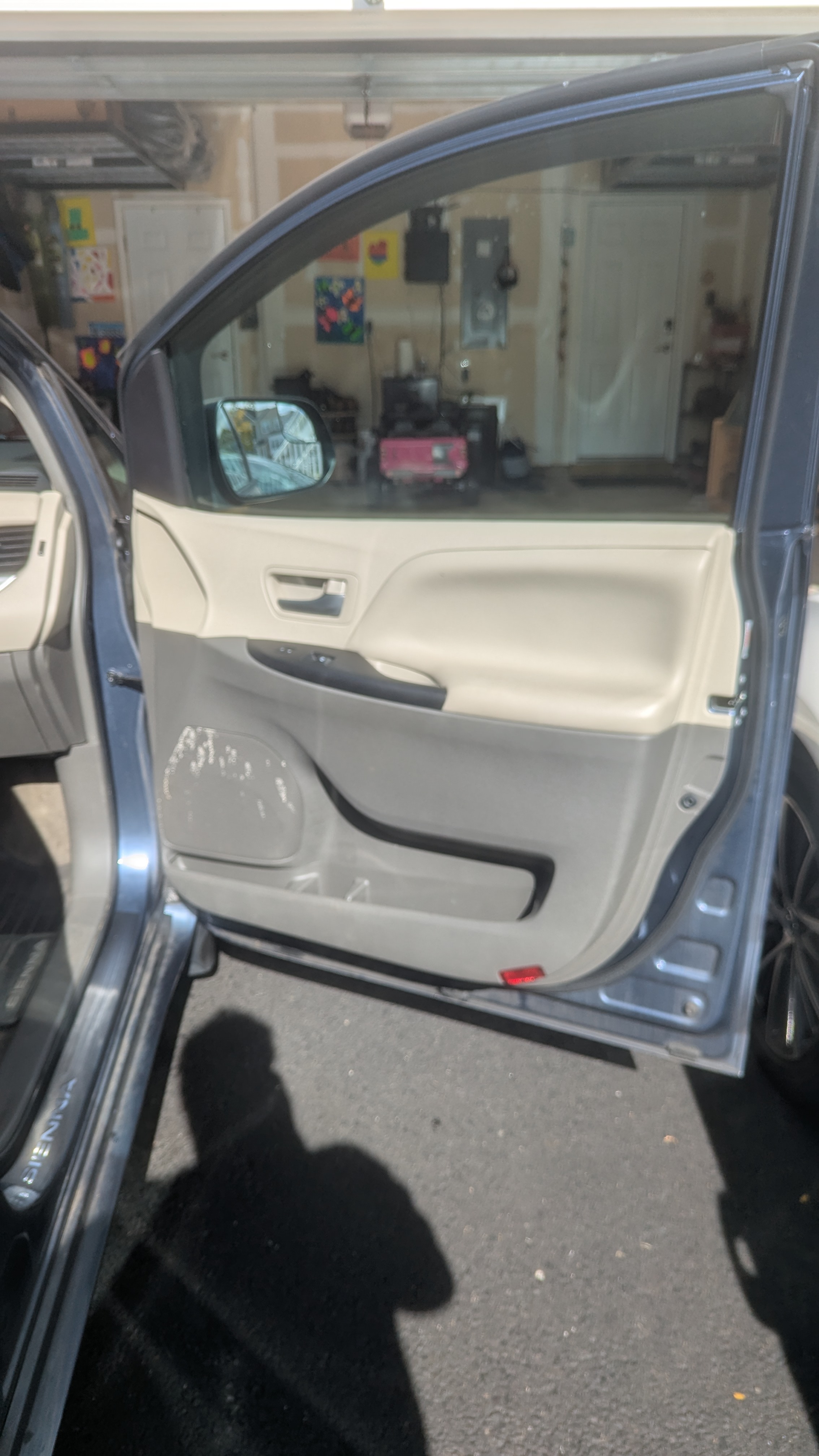 Used 2017 Toyota Sienna LE FWD image 11