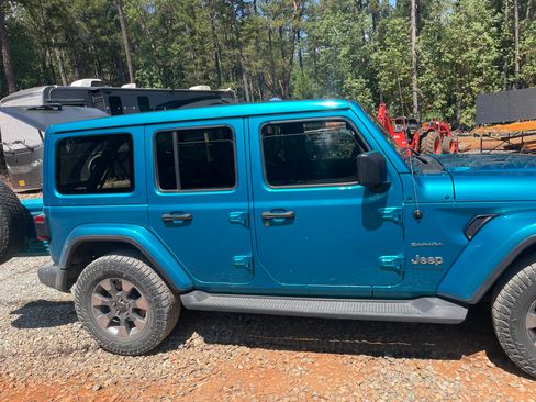 Used 2019 Jeep Wrangler Unlimited Sahara AWD/4WD image 1