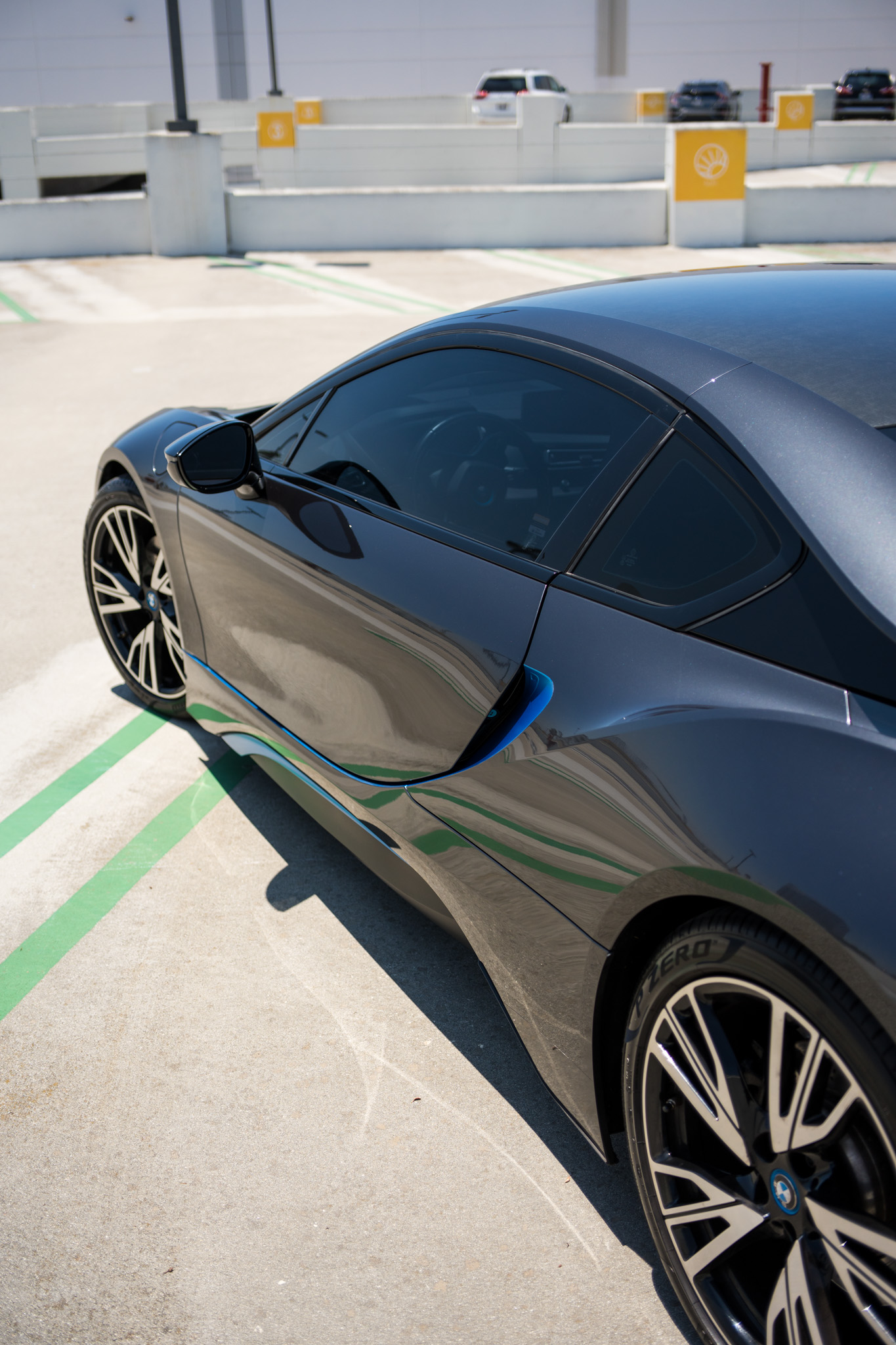 Used 2016 BMW i8 AWD/4WD image 9