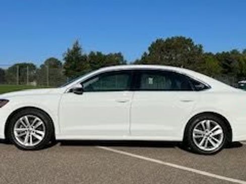 Used 2020 Volkswagen Passat 2.0T SE image 6
