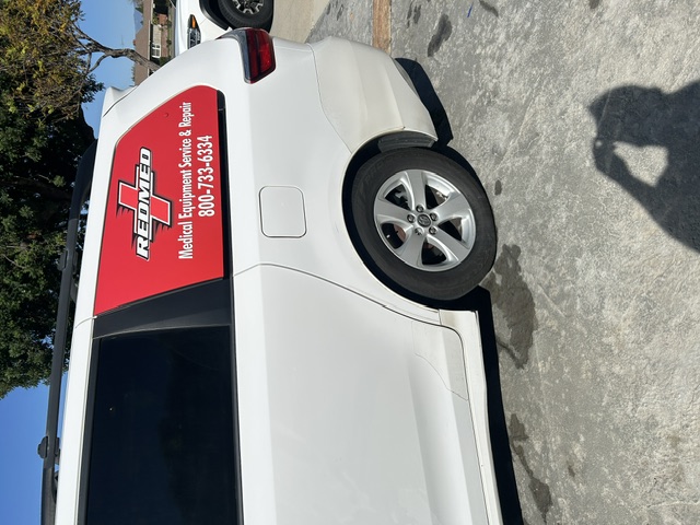 Used 2018 Toyota Sienna LE w/ Carpet Mat Package FWD image 10