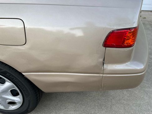 Used 2001 Toyota Camry LE image 30