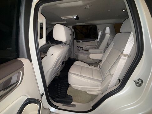Used 2015 GMC Yukon Denali w/ Open Road Package AWD/4WD image 8