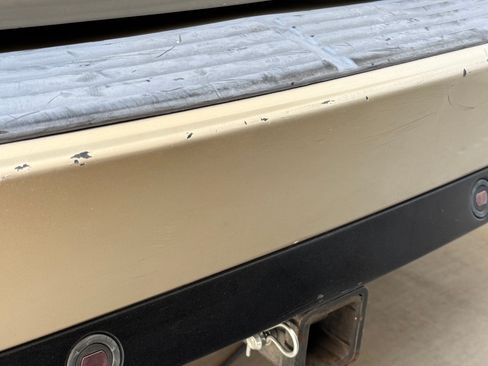 Used 2005 Chrysler Town & Country Touring image 11