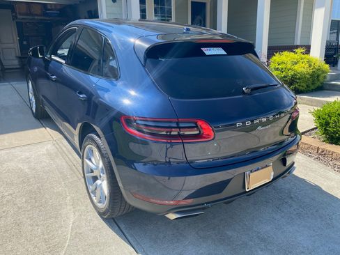 Used 2017 Porsche Macan AWD/4WD image 5