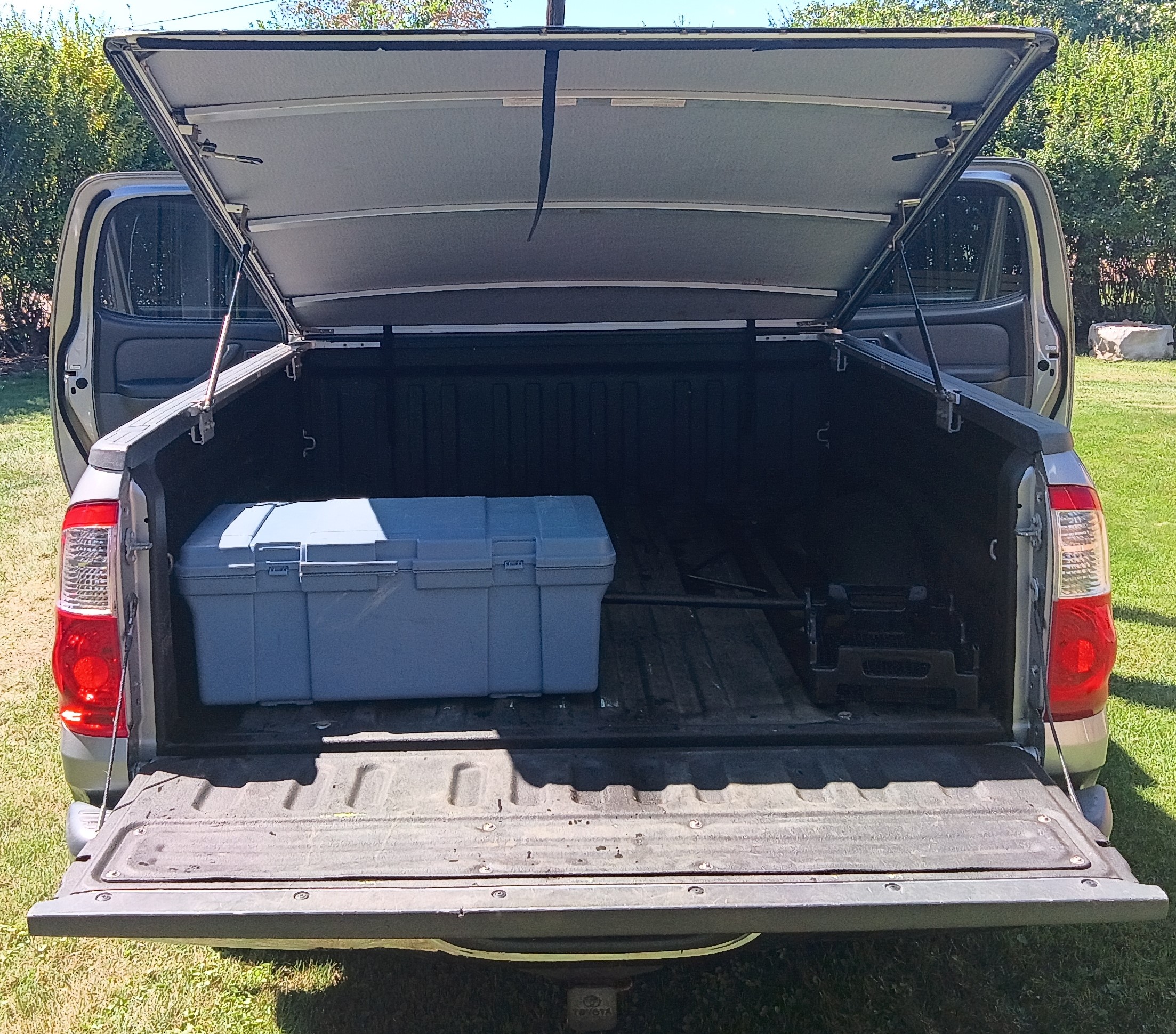 Used 2006 Toyota Tundra SR5 AWD/4WD image 6