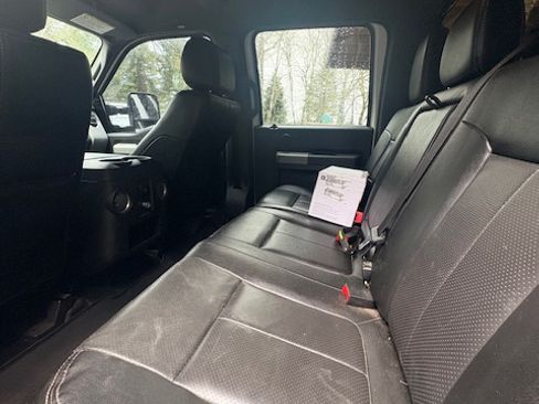Used 2013 Ford F250 Lariat image 4