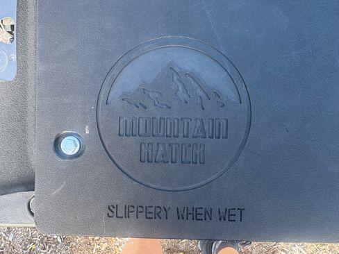 Used 2015 Toyota Tundra Limited w/ Limited Premium Package AWD/4WD image 11