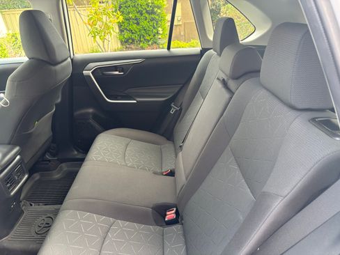 Used 2023 Toyota RAV4 XLE FWD image 13