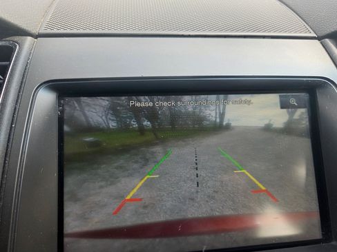 Used 2014 Ford Taurus SEL w/ Equipment Group 201A image 6