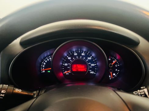 Used 2015 Kia Soul + FWD image 9