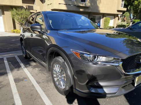 Used 2017 MAZDA CX-5 Touring w/ Preferred Equipment Package image 6