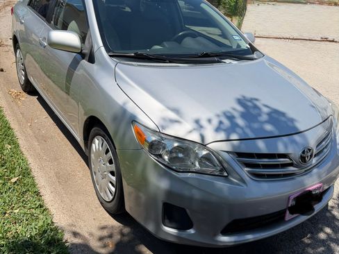 Used 2013 Toyota Corolla LE FWD image 13