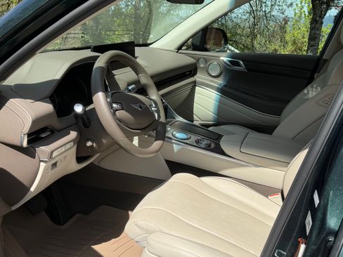 Used 2022 Genesis GV80 3.5T Advanced + image 6