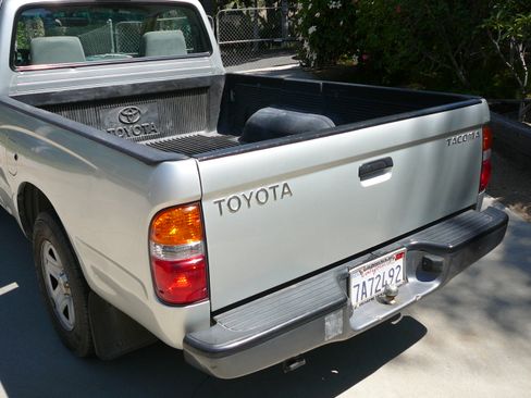 Used 2003 Toyota Tacoma 2WD Regular Cab image 8