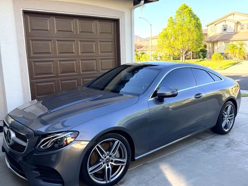 Used 2018 Mercedes-Benz E 400 Coupe image 2