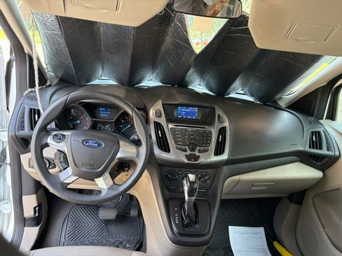 Used 2014 Ford Transit Connect XLT FWD image 4