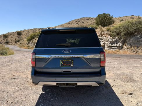 Used 2018 Ford Expedition Max Limited w/ Equipment Group 302A AWD/4WD image 13