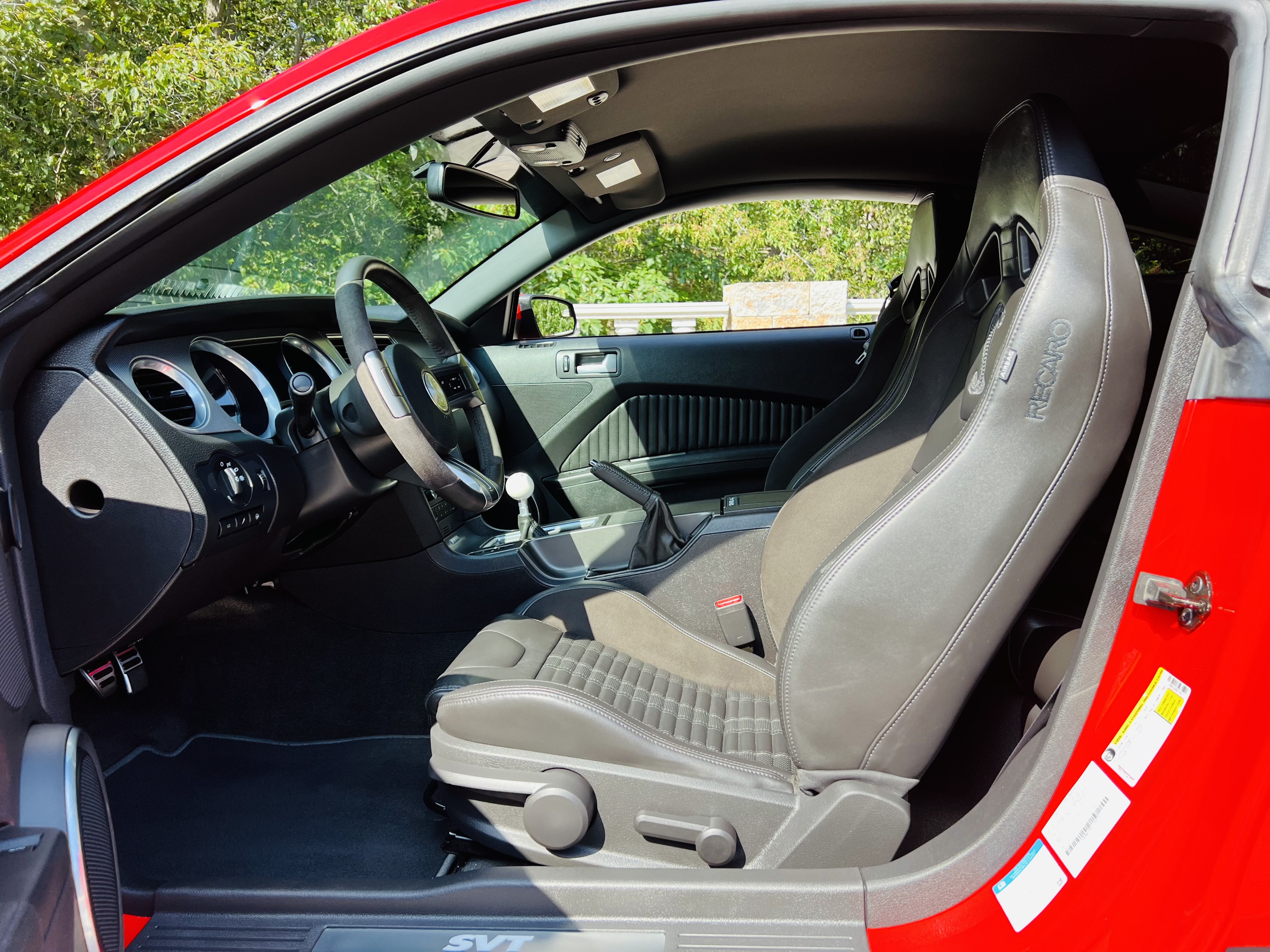 Used 2014 Ford Mustang Shelby GT500 w/ Equipment Group 821A RWD image 21